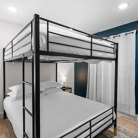 Stylish 2 Bed 1 Mile To Downtown Free Parking Villa Dallas Exteriör bild