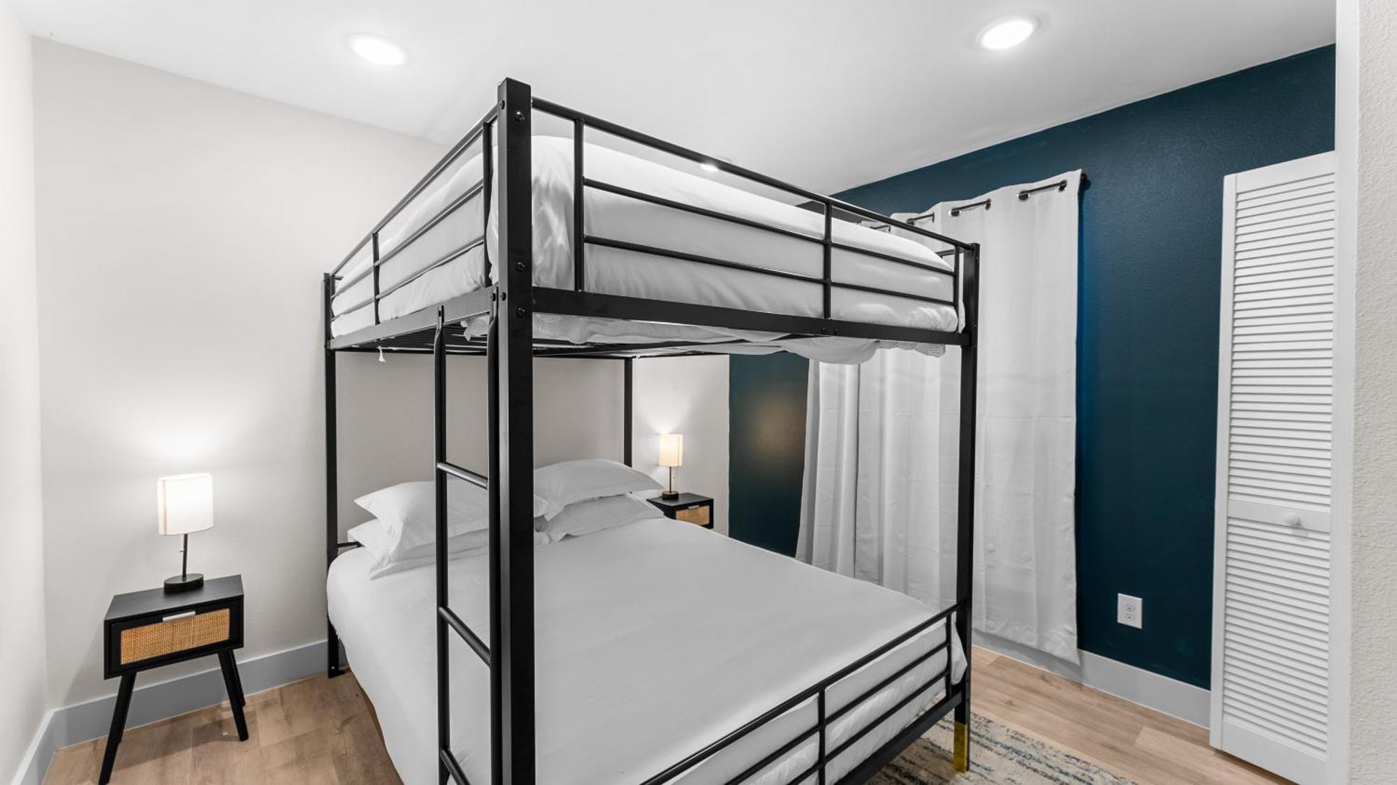 Stylish 2 Bed 1 Mile To Downtown Free Parking Villa Dallas Exteriör bild